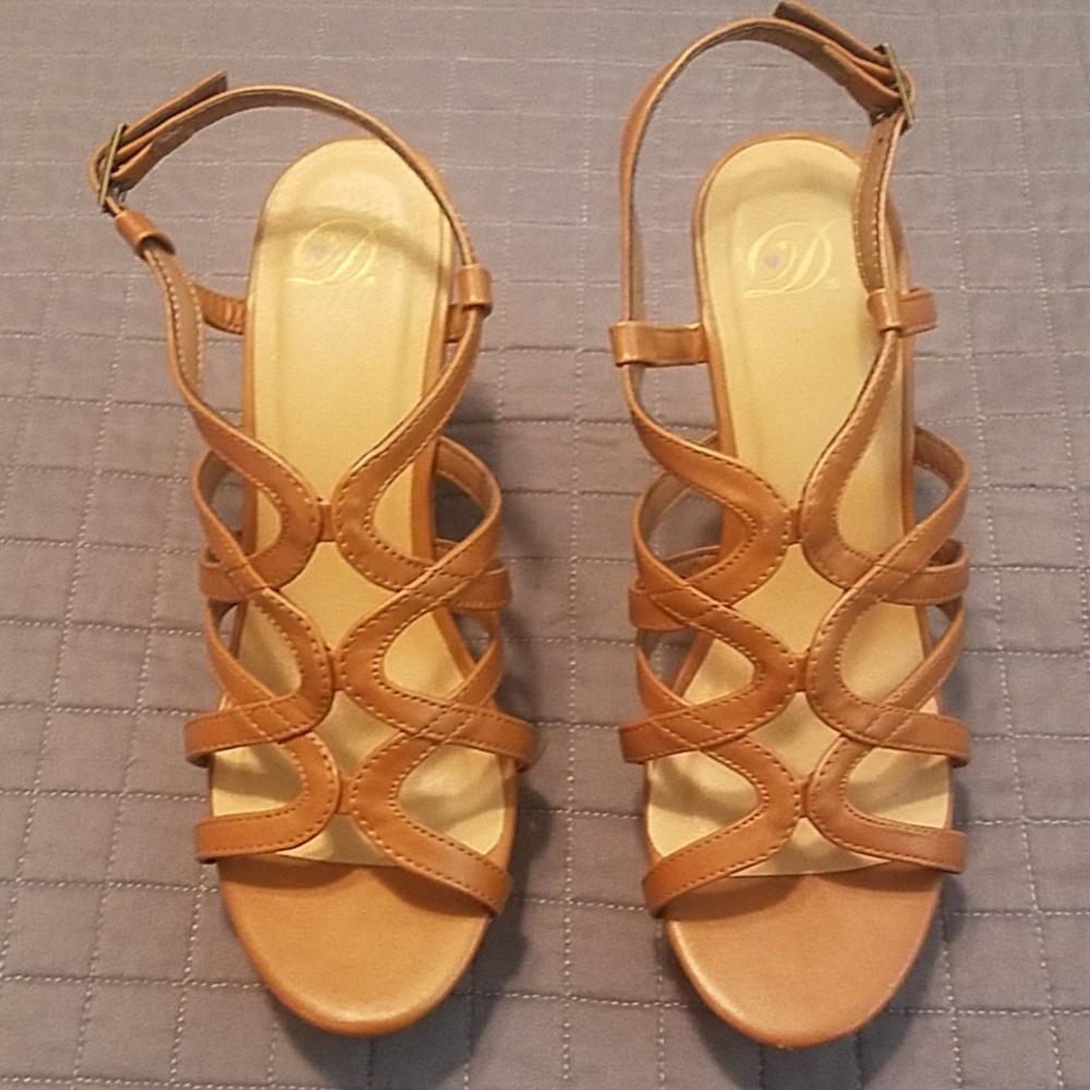 Wedges - Picture 1 of 3